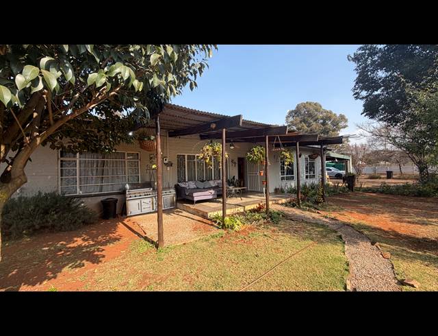 8,513M² SMALLHOLDING FOR SALE IN BENONI AH